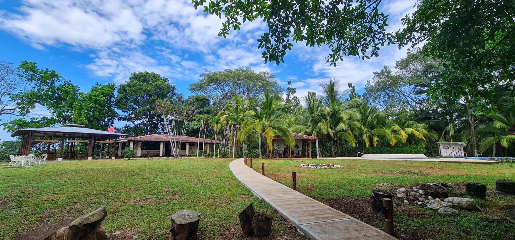 Tarcoles Birding Lodge Экстерьер фото